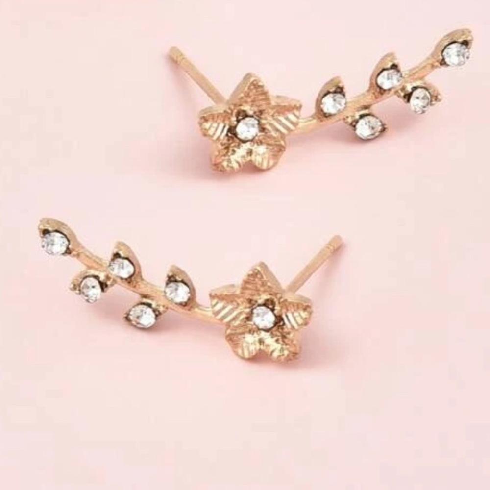 Flower Rhinestone Stud Earrings New - Picture 2 of 3
